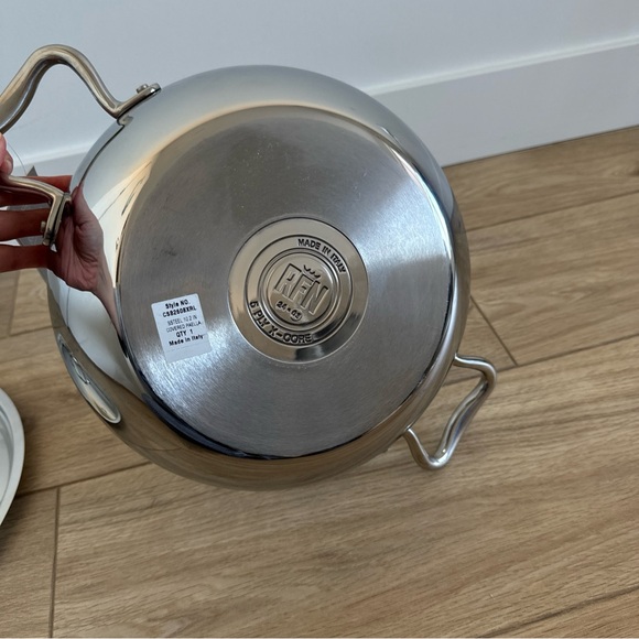 Brand New Ruffoni Pan 3.5 qt 5 Ply X-Core Premium Stainless Steel w/ Lid - Picture 5 of 5